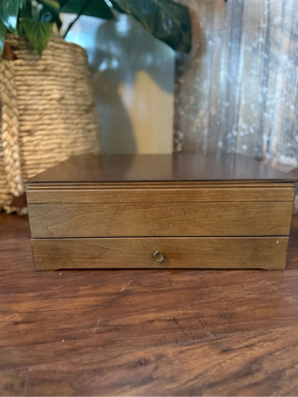 Vintage International Silver Co Large Silverware Chest Mahogany Veneer 14x11x5